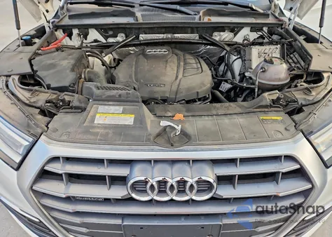 2018 Audi Q5 Premium z USA, uszkodzony, nr VIN WA1ANAFY9J2097501